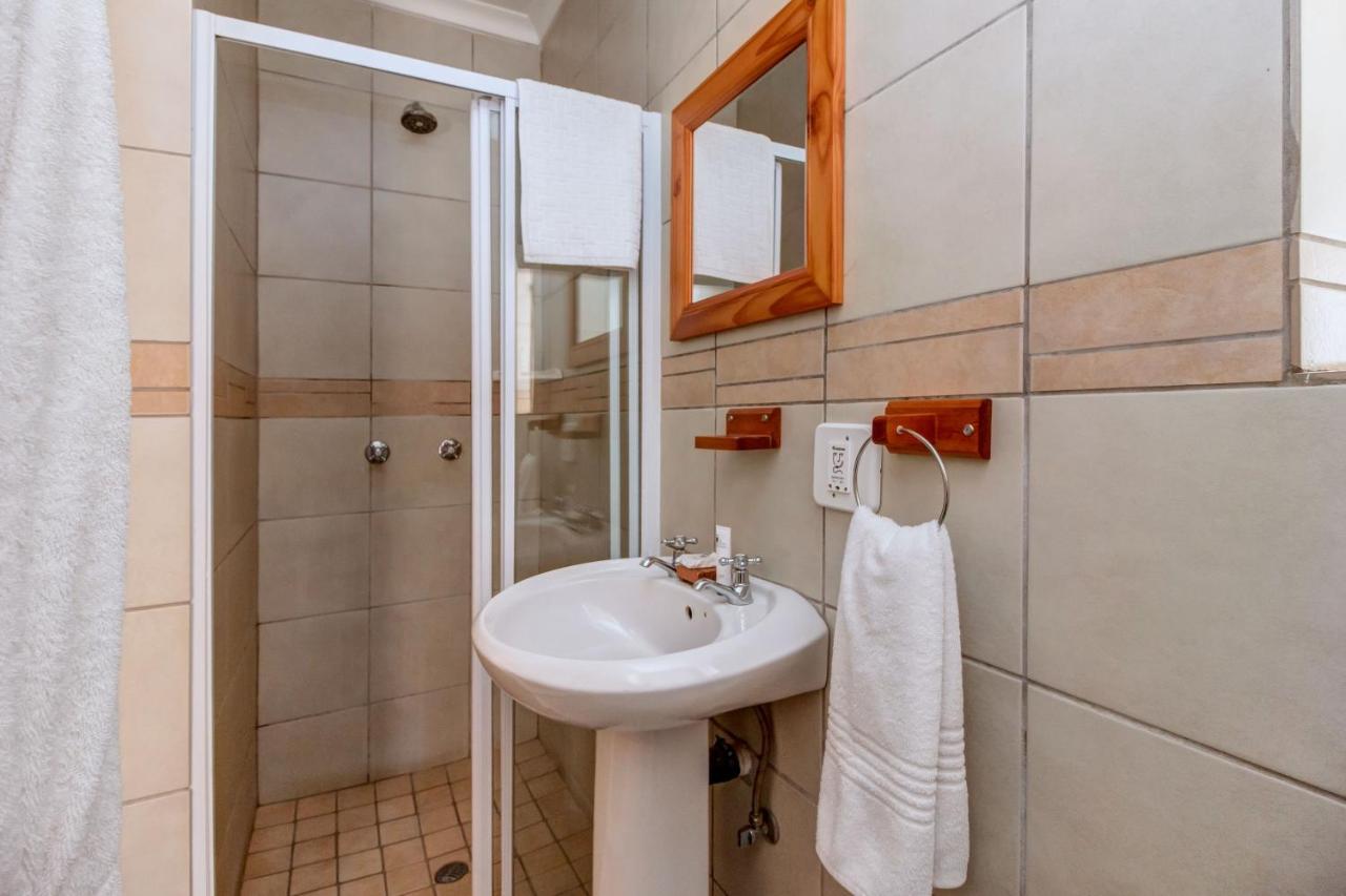 Dalberry Guest House Йоханесбург Екстериор снимка